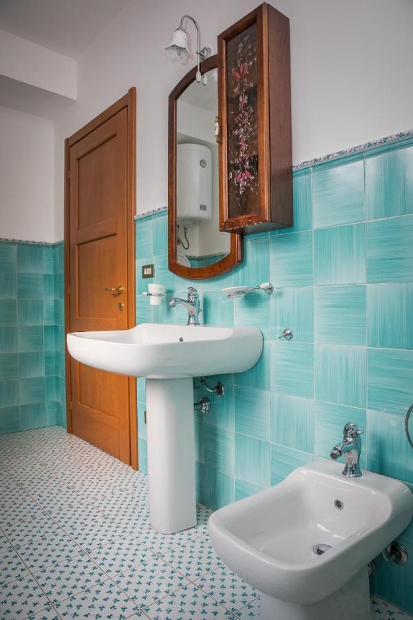 مبيت وإفطار مورانو كالابرو Casa Alegria المظهر الخارجي الصورة
