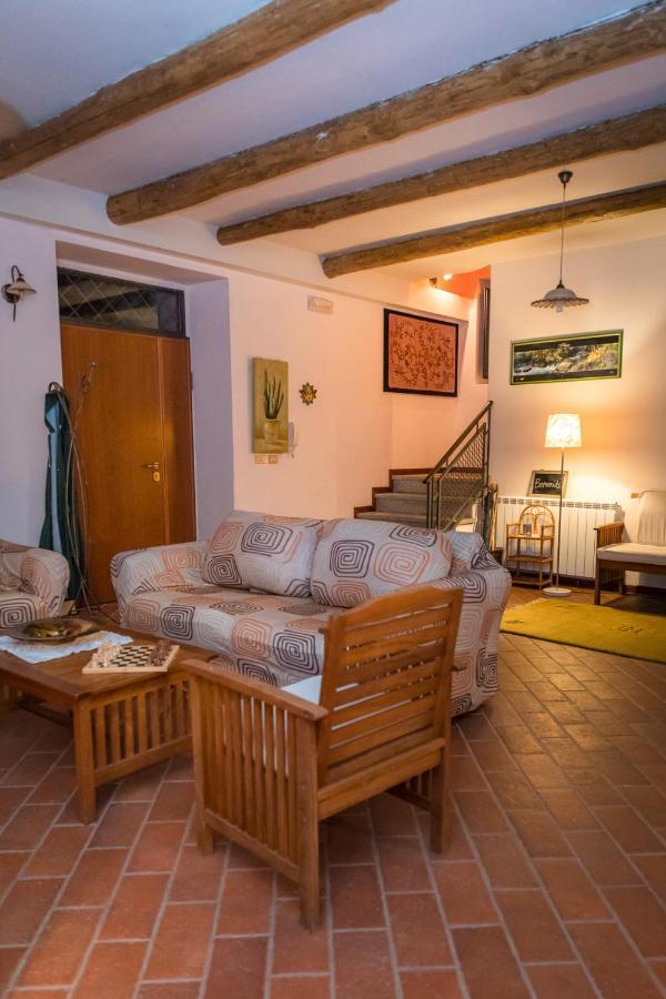 مبيت وإفطار مورانو كالابرو Casa Alegria المظهر الخارجي الصورة